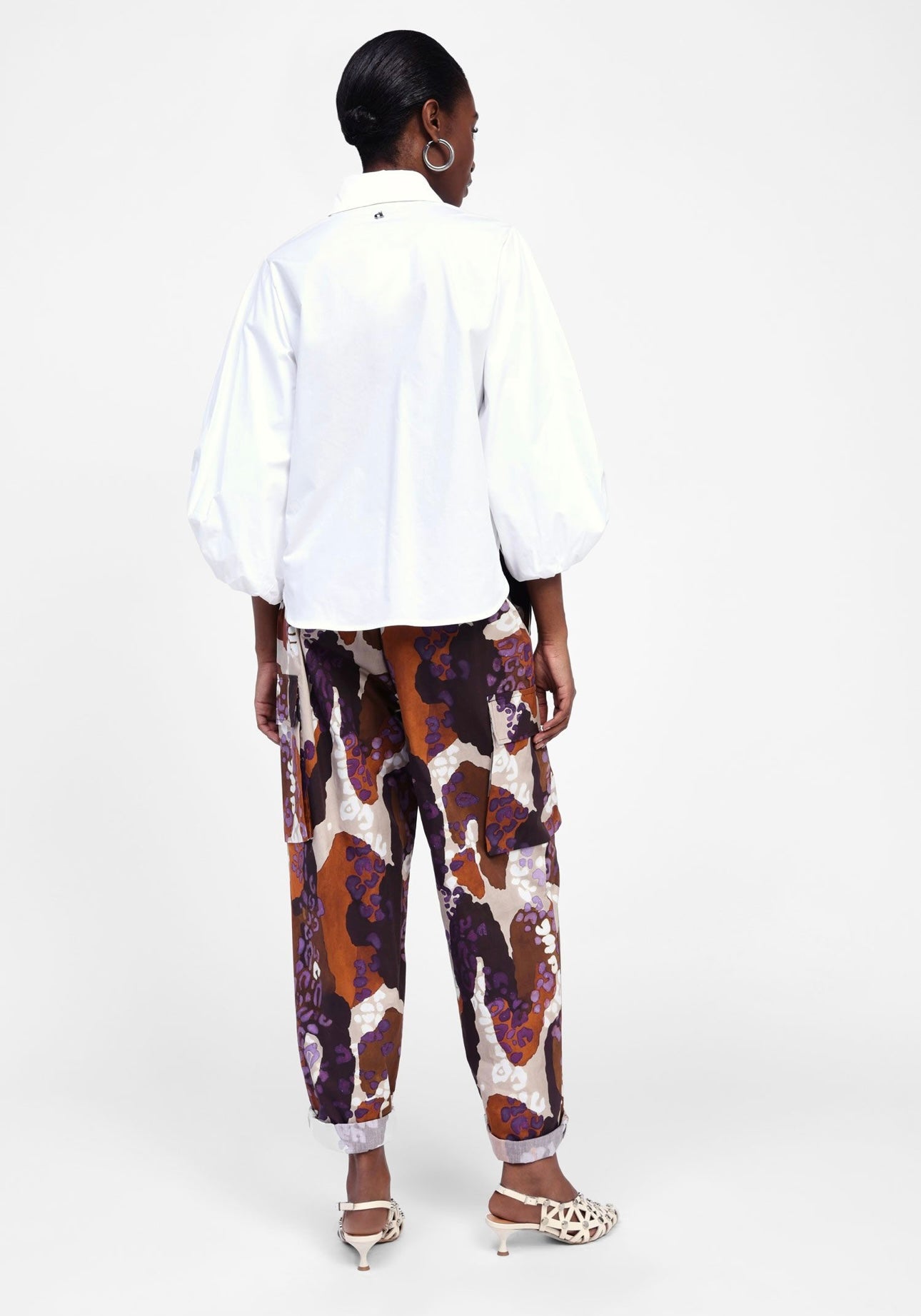 Wide-leg trousers bold print