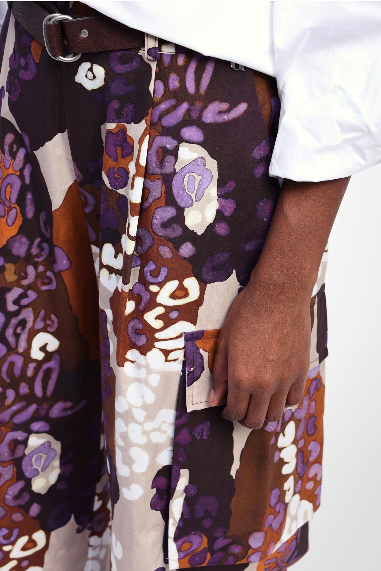 Wide-leg trousers bold print