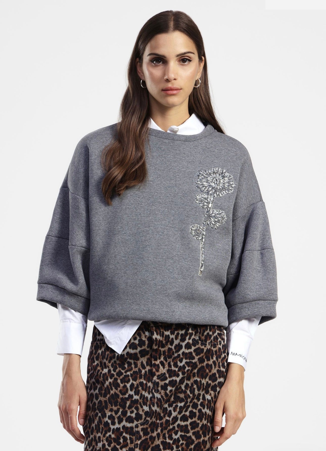 Sweatshirt with 3/4 sleeves and floral embroidery