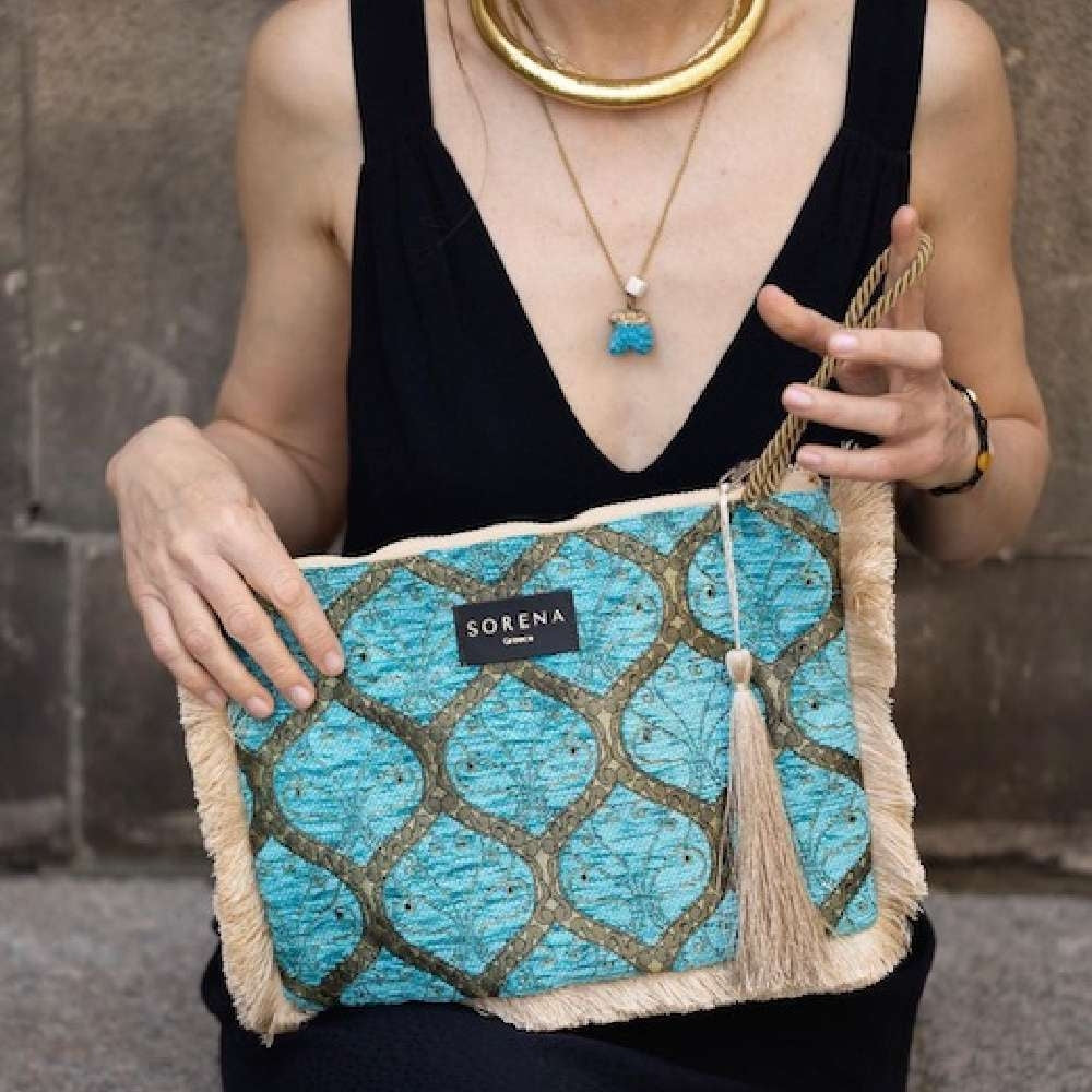 JUICY CLUTCH LIKNO SORENA