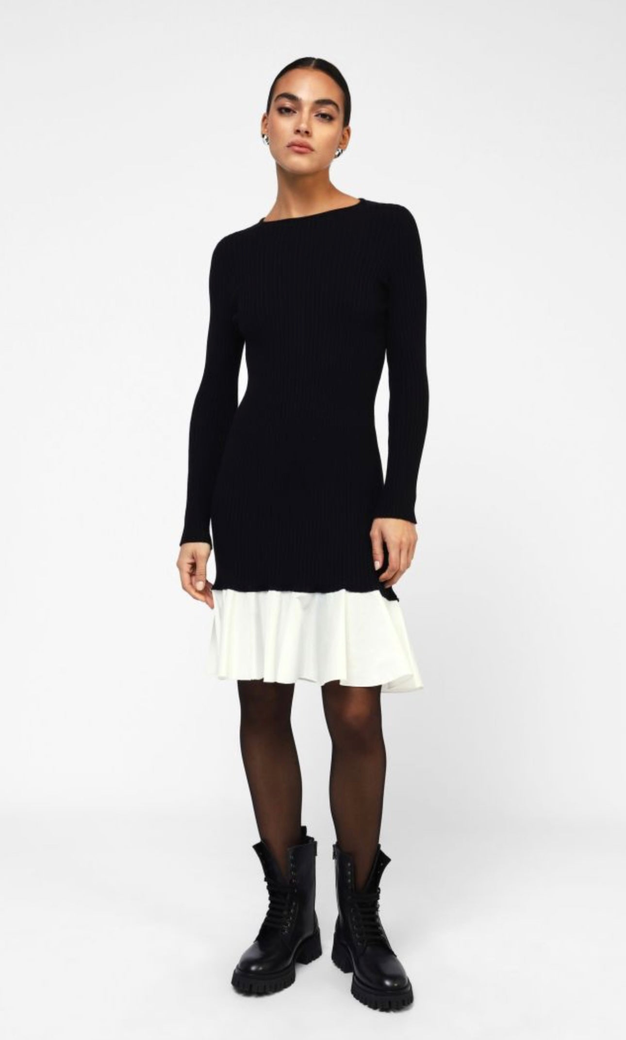 Midi dress with contrasting hem