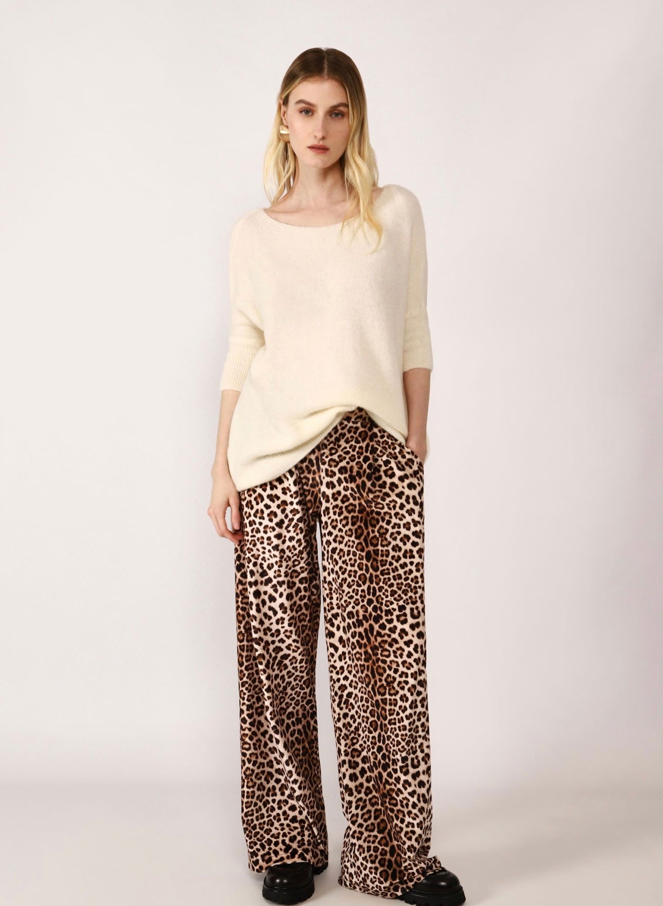 Velvet animal trousers with pockets