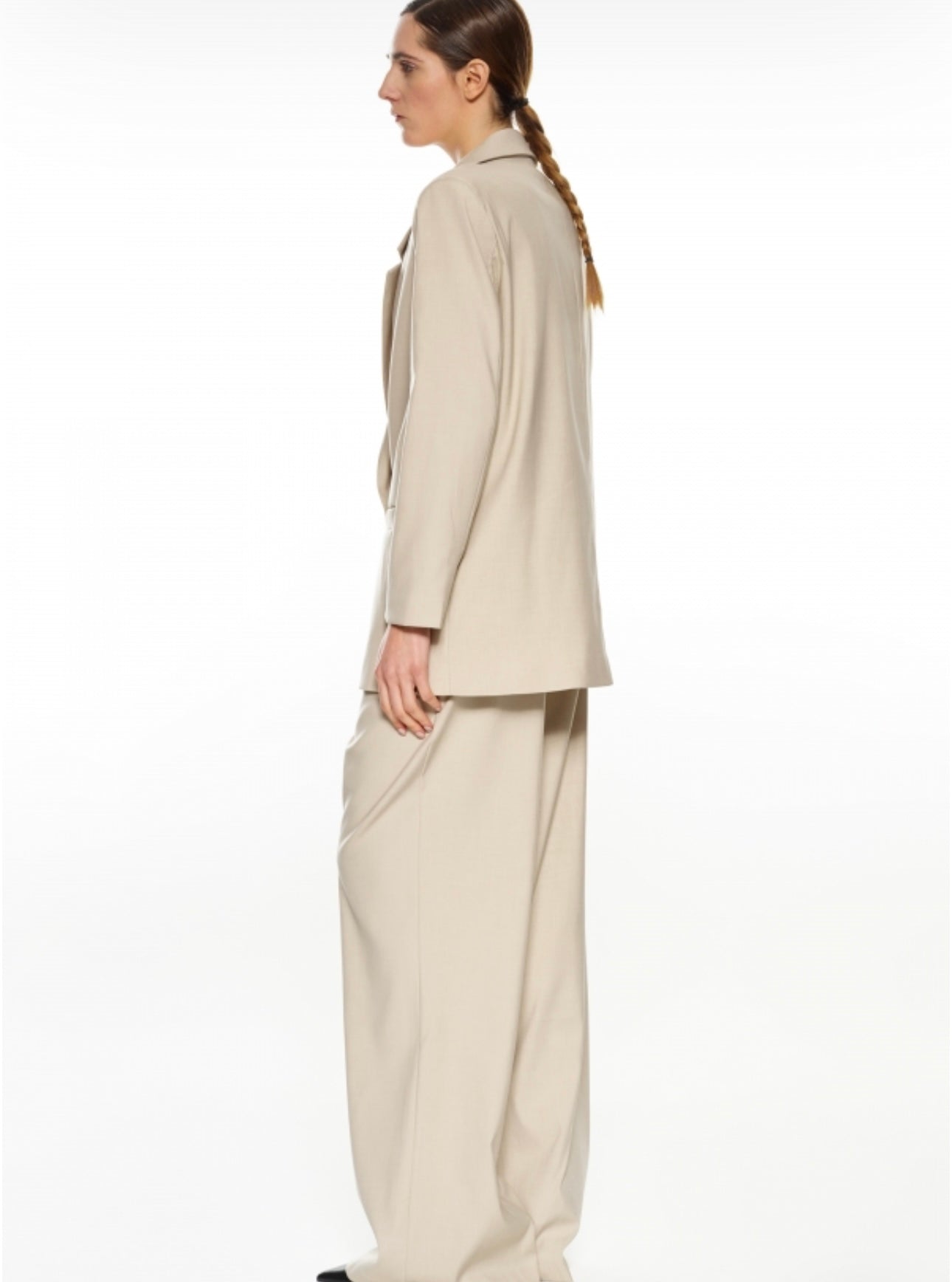 Suit blazer and pants (beige)