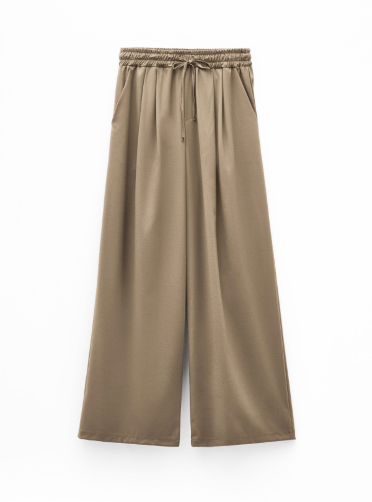 High-waisted trousers with pleat detail